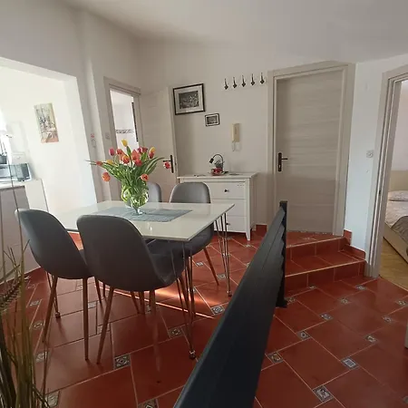 Adria Pearl Appartments