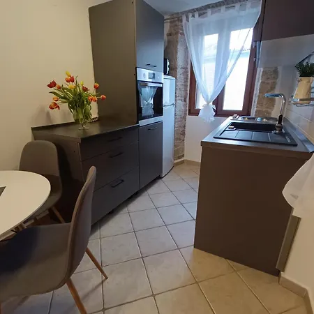 Adria Pearl Appartments