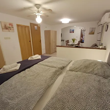 Adria Pearl Appartments *