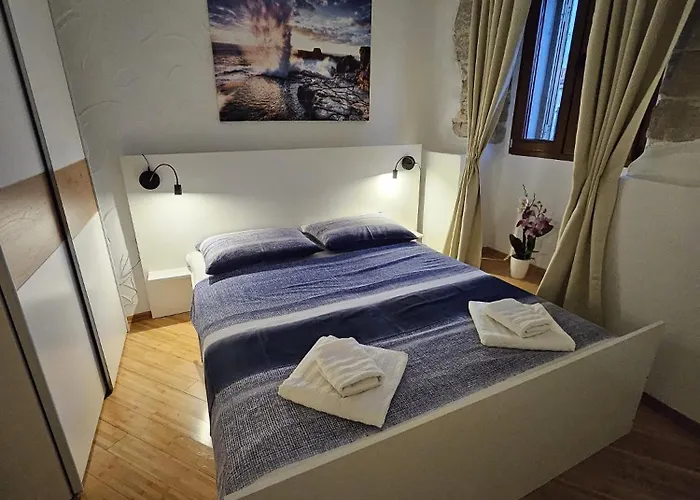 Adria Pearl Appartments