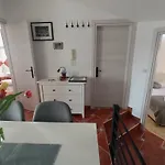 Adria Pearl Appartments * Врсар