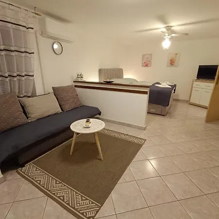 Adria Pearl Appartments Apartment Vrsar