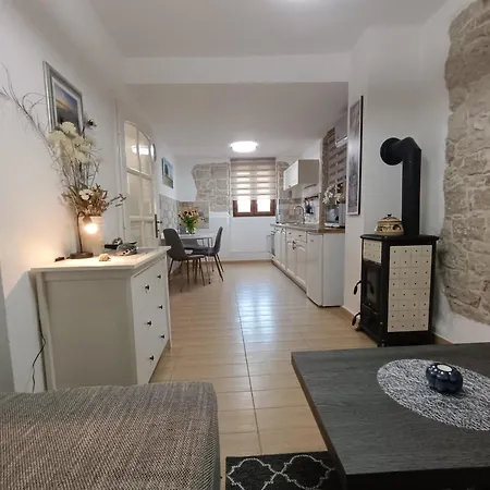 Adria Pearl Appartments *