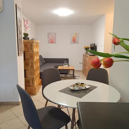 Adria Pearl Appartments *