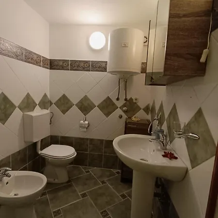Adria Pearl Appartments * Врсар