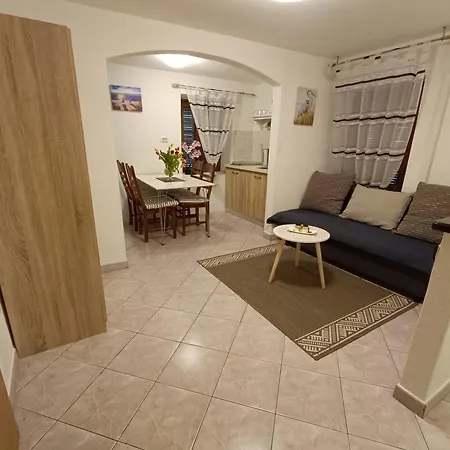 Adria Pearl Appartments * Врсар
