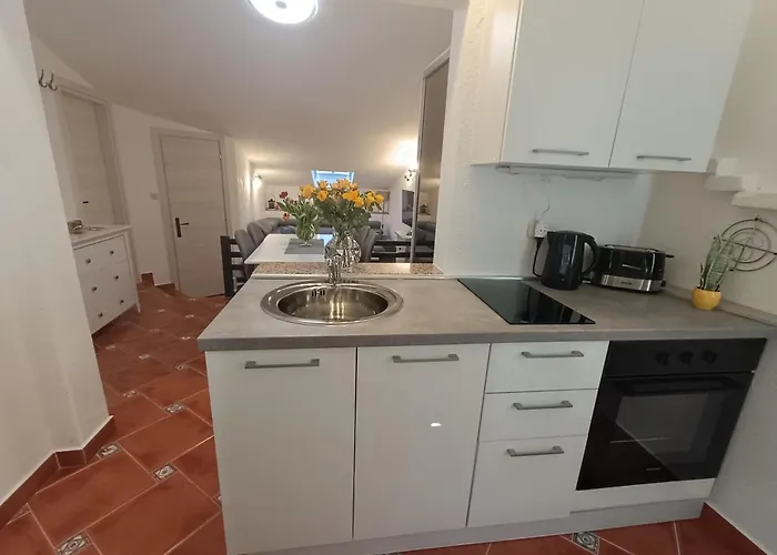 Adria Pearl Appartments Vrsar
