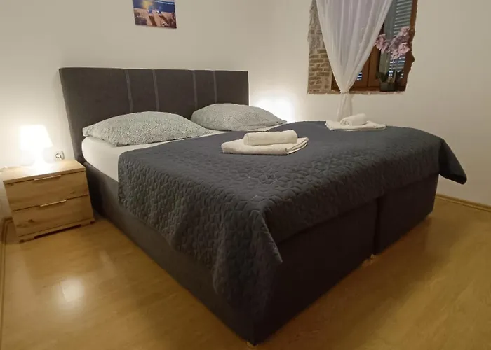 Adria Pearl Appartments